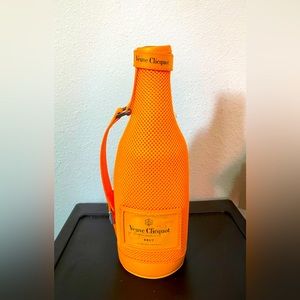 Neoprene Wine/Alcohol Caddy - Travel Bottle Holder